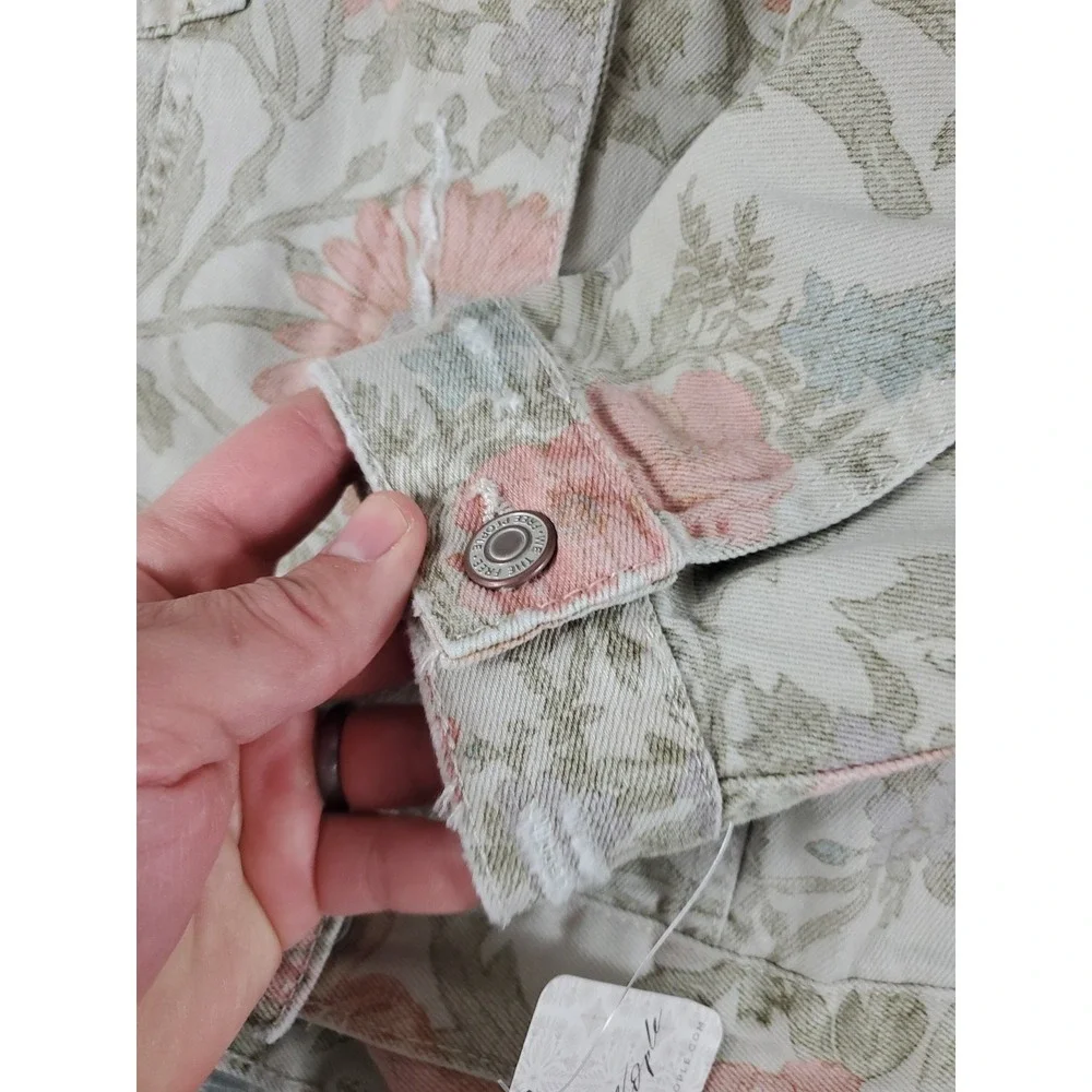 Free People Floral Printed Denim Jacket Sz S Small Distressed Jean NEW NWT